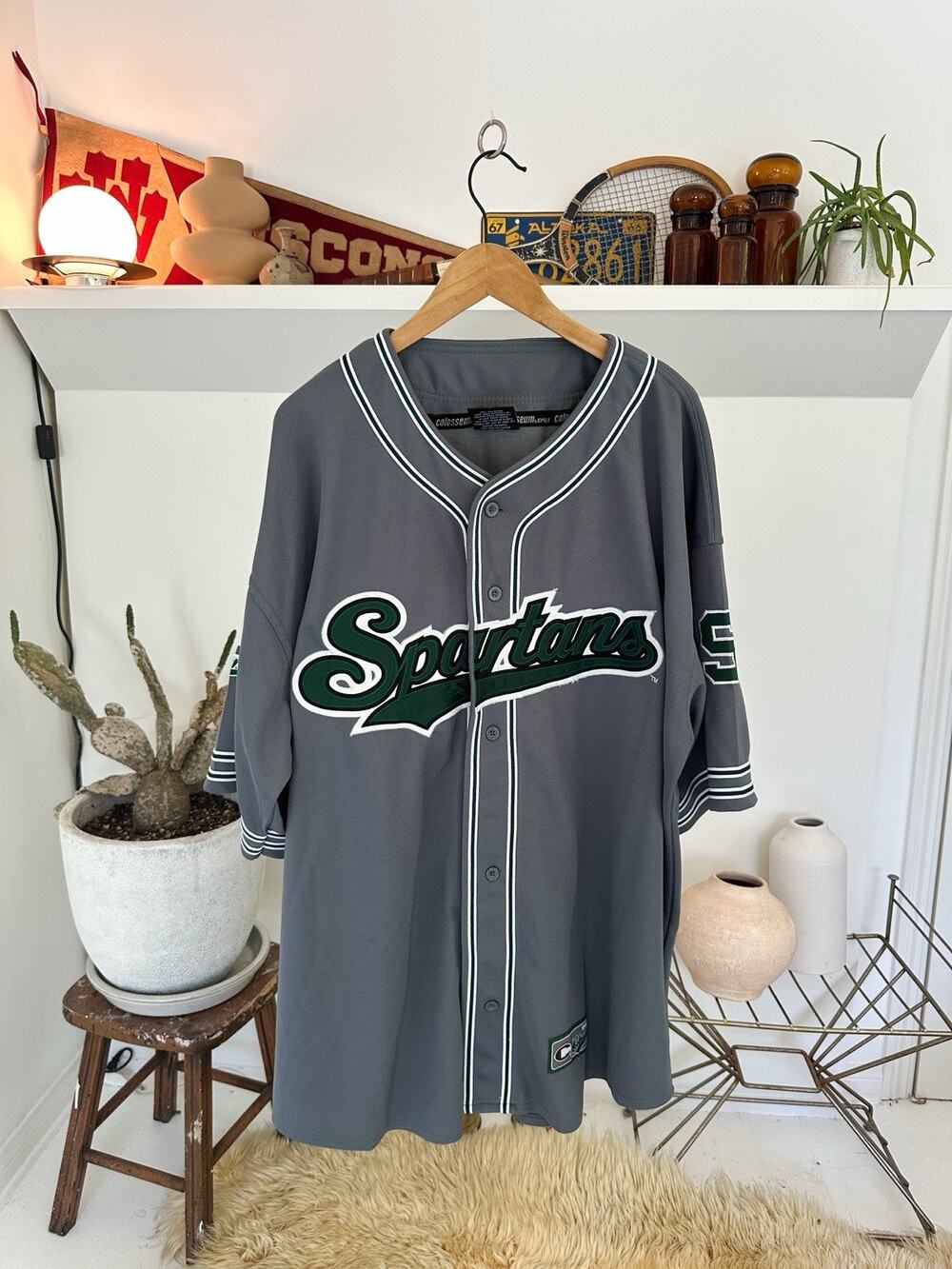 Vintage Colosseum Athletics Michigan State University Spartans Jersey XXL